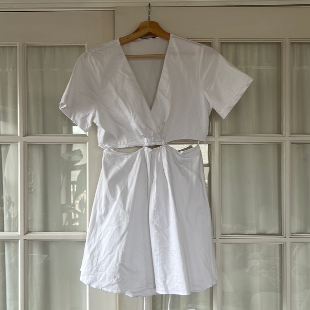 Zara summer dress. White cut out mini dress size large